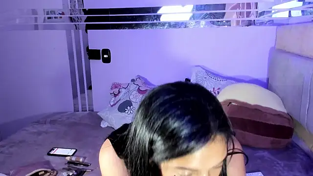celesttemoon online show from 30, 4, 2026