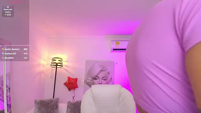 Snapshot of SALOOMEE__ chatting on 11, 3, 2025 SALOOMEE online show from 11, 3, 2025