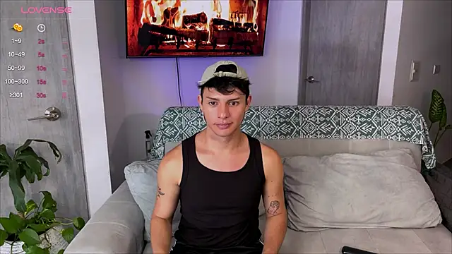 Snapshot of Alexxblue chatting on 17, 2, 2025 Alexxblue online show from 17, 2, 2025