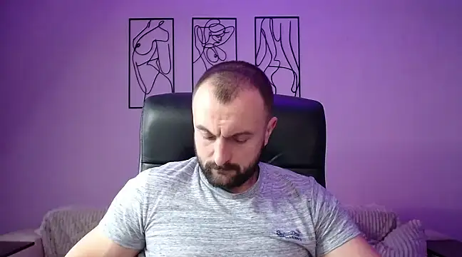 brindlefly6969 online show from 24, 2, 2025