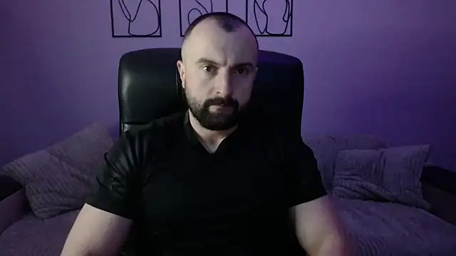 brindlefly6969 online show from 24, 4, 2026