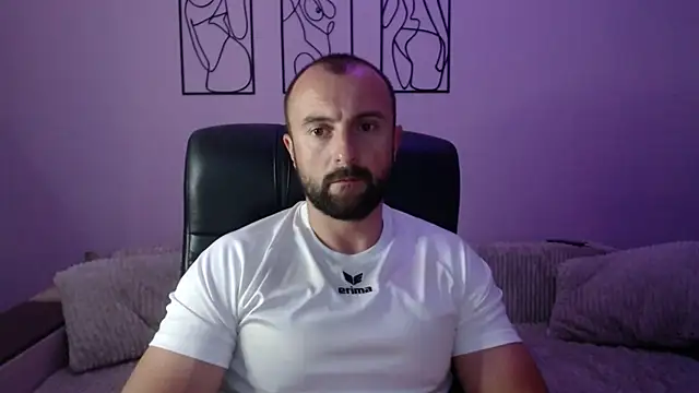 brindlefly6969 online show from 4, 7, 2026