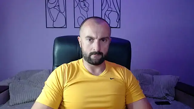 brindlefly6969 online show from 23, 7, 2026