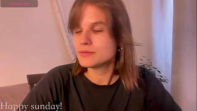 Your Hand In mine online show from 26, 4, 2026