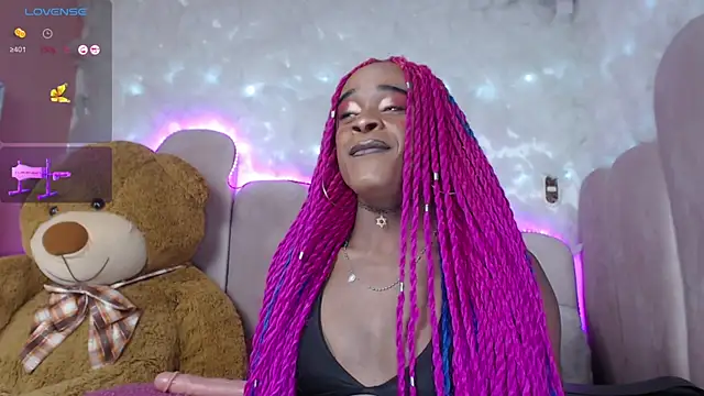 puca ebony online show from 23, 1, 2025