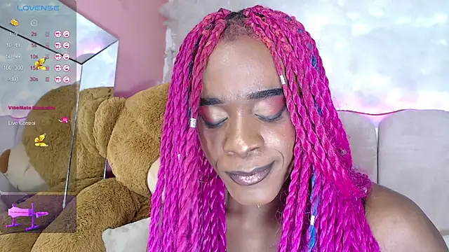 puca ebony online show from 28, 1, 2025