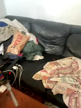 Snapshot of Youns98 chatting on 25, 9, 2025 Youns98 online show from 25, 9, 2025