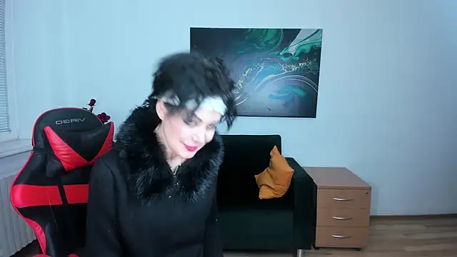 Silvia Wallec online show from 12, 3, 2026