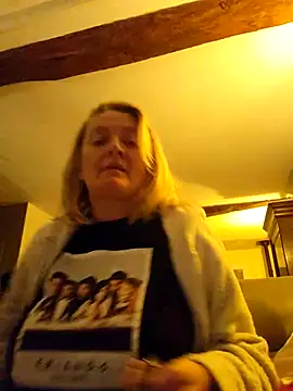 lady charlyne online show from 25, 2, 2025