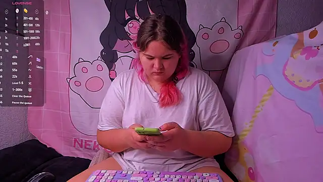 Snapshot of Freakcute_ chatting on 9, 12, 2024 Freakcute online show from 9, 12, 2024