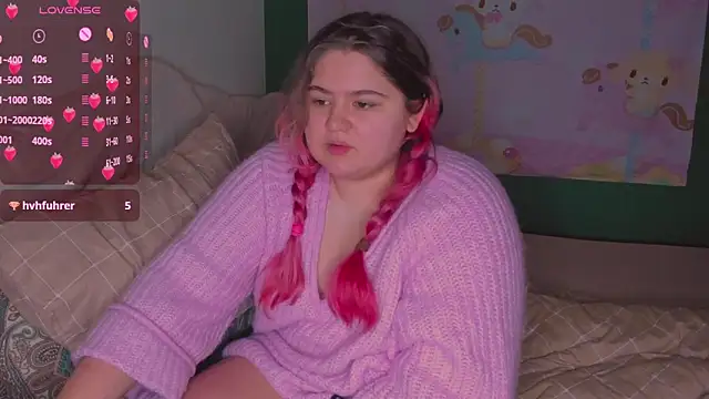 Snapshot of Freakcute_ chatting on 11, 3, 2025 Freakcute online show from 11, 3, 2025