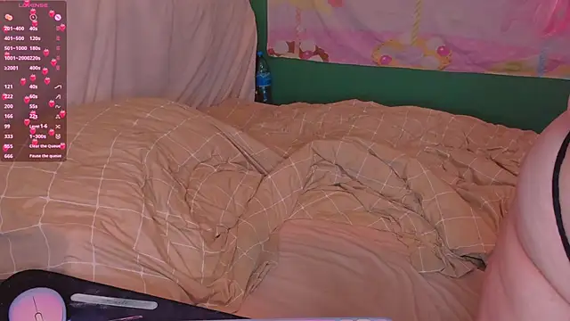 Snapshot of Freakcute_ chatting on 13, 3, 2025 Freakcute online show from 13, 3, 2025