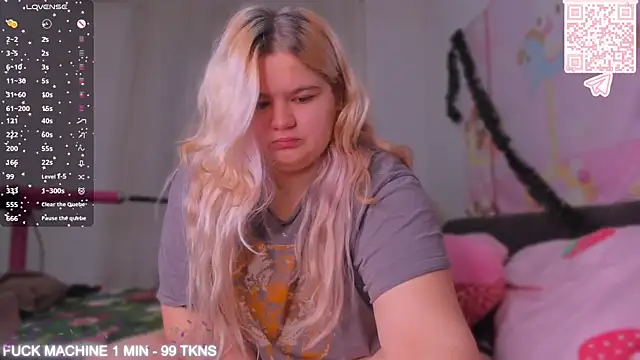 Snapshot of Freakcute_ chatting on 11, 1, 2026 Freakcute online show from 11, 1, 2026