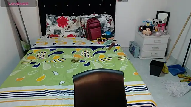 soniafuckboobs online show from 24, 4, 2026