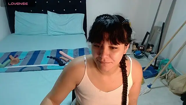 soniafuckboobs online show from 29, 7, 2026