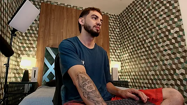 Michael magno online show from 1, 10, 2025