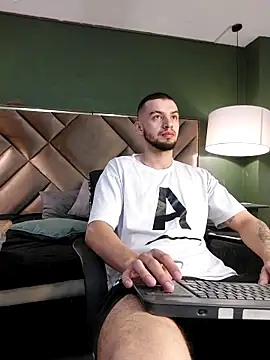 Michael magno online show from 7, 1, 2026