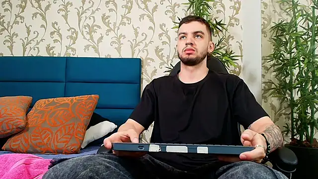 Michael magno online show from 16, 7, 2026