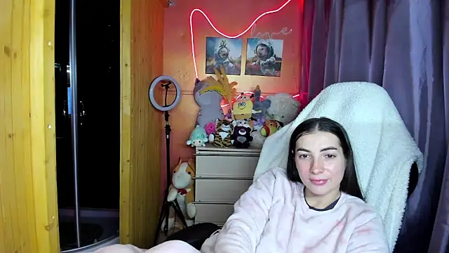 Fiery Brunette  online show from 12, 3, 2026