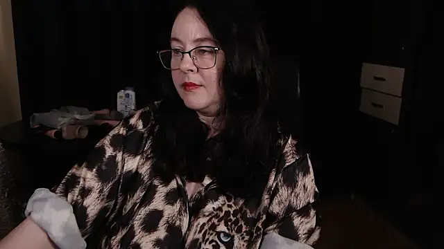 Snapshot of poshmistress chatting on 20, 11, 2025 poshmistress online show from 20, 11, 2025