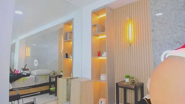 sabrina shark  online show from 1, 12, 2025