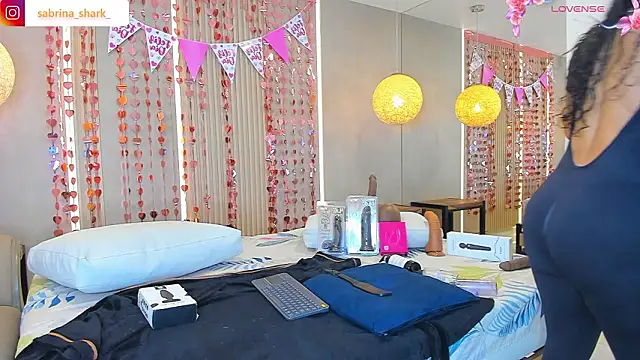 sabrina shark  online show from 7, 2, 2026