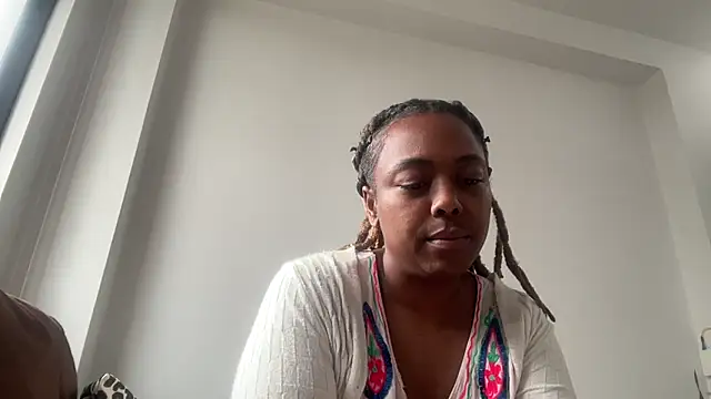 ChocolateCakeQueen online show from 14, 11, 2025