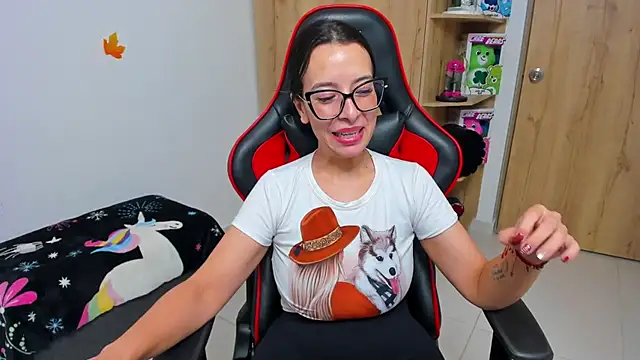  amanda seyfried19 online show from 2, 1, 2025