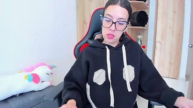  amanda seyfried19 online show from 5, 2, 2026