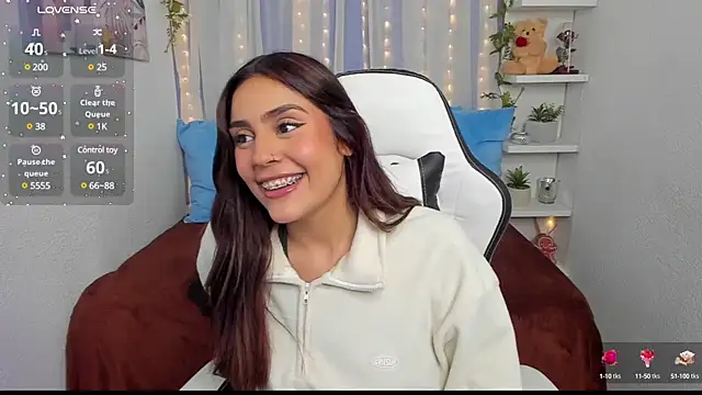 HazzelGray online show from 16, 2, 2025