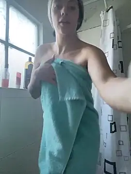 hannahb-e online show from 18, 2, 2025