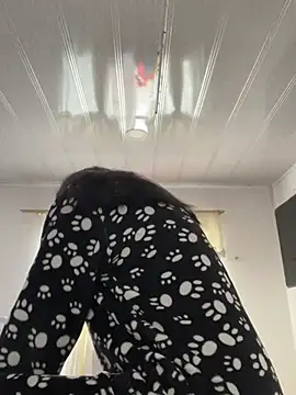 hannahb-e online show from 23, 4, 2026