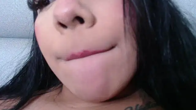 Snapshot of emily_brontee_ chatting on 3, 1, 2025 emily brontee online show from 3, 1, 2025