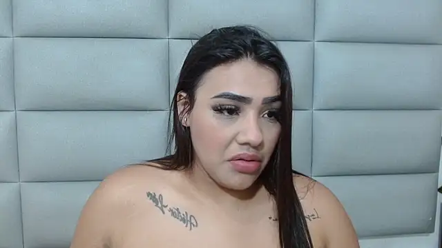 Snapshot of emily_brontee_ chatting on 17, 9, 2025 emily brontee online show from 17, 9, 2025