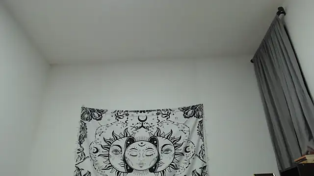 AlinaWoolf  online show from 24, 1, 2025