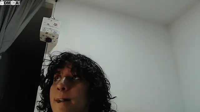 AlinaWoolf  online show from 15, 9, 2025