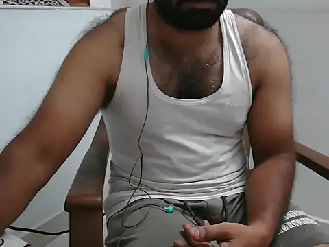 Snapshot of Tamil_Boy28 chatting on 28, 5, 2026 Tamil Boy28 online show from 28, 5, 2026