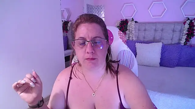 katie joness  online show from 5, 1, 2025