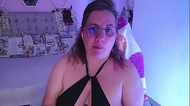 katie joness  online show from 24, 1, 2025