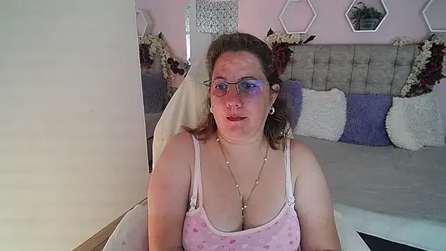 katie joness  online show from 7, 2, 2025