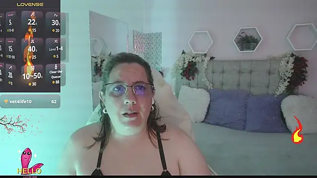 katie joness  online show from 1, 3, 2025