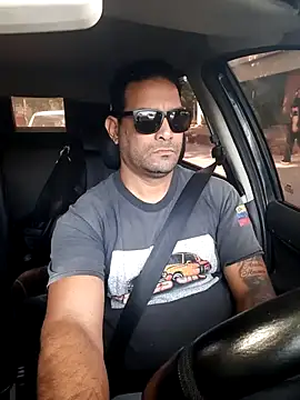 hecwil8 online show from 1, 11, 2025