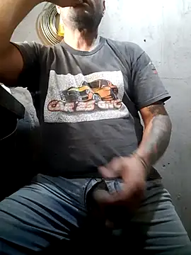 hecwil8 online show from 3, 11, 2025