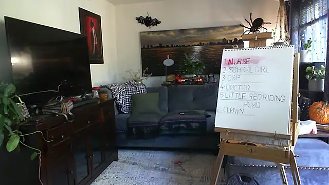 CeceilaMoon online show from 24, 10, 2025