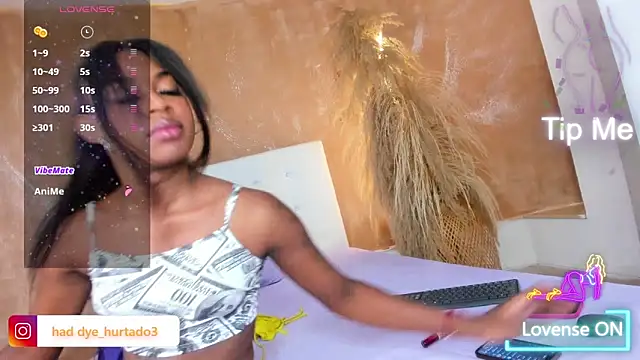 shenielxx online show from 3, 3, 2026