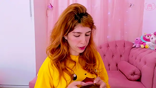 Snapshot of AuroraKatsy chatting on 16, 9, 2025 AuroraKatsy online show from 16, 9, 2025