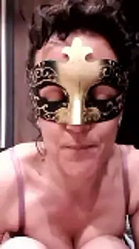 Masquegirlmysterious online show from 21, 2, 2026