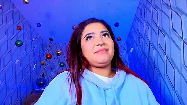 NicolleTaylor online show from 15, 12, 2025