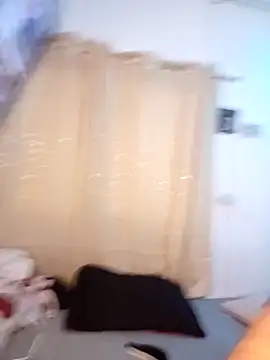 Isabella Du online show from 12, 12, 2024