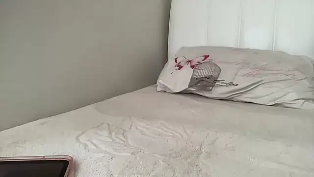 petitebeauty online show from 17, 10, 2025